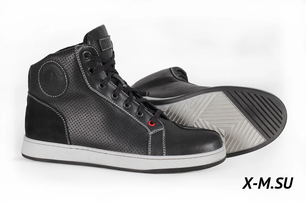 Городские сникерсы INFLAME SNEAKERS SUMMER, цвет черный Городские сникерсы INFLAME SNEAKERS SUMMER, цвет черный